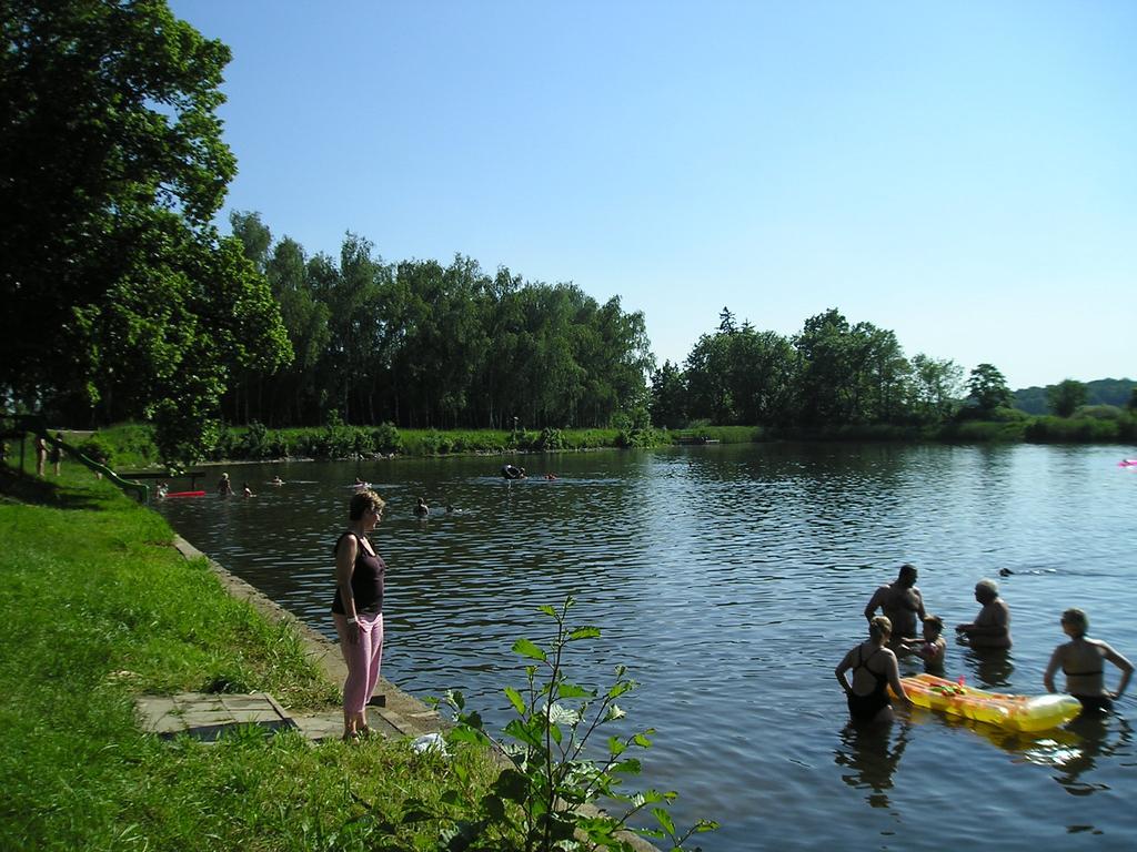 Camp Telc - U Rostenky Hotel Exterior foto